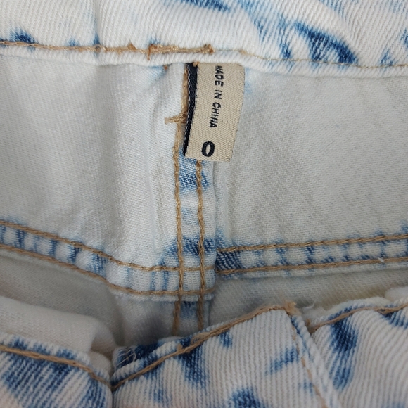 Wet Seal Bleach Distressed Jeans Sz 0 - Picture 4 of 11